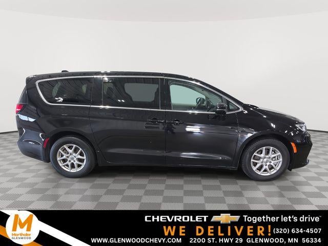 2024 Chrysler Pacifica Touring L FWD