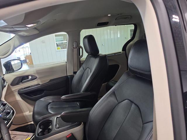 2024 Chrysler Pacifica Touring L FWD