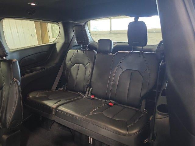 2025 Chrysler Pacifica Select FWD