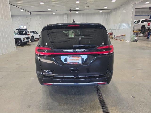 2025 Chrysler Pacifica Select FWD