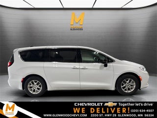 2024 Chrysler Pacifica Touring L FWD