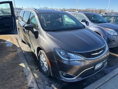 2018 Chrysler Pacifica Touring L FWD
