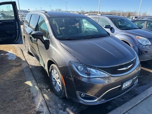 2018 Chrysler Pacifica Touring L FWD