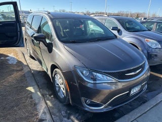 2018 Chrysler Pacifica Base