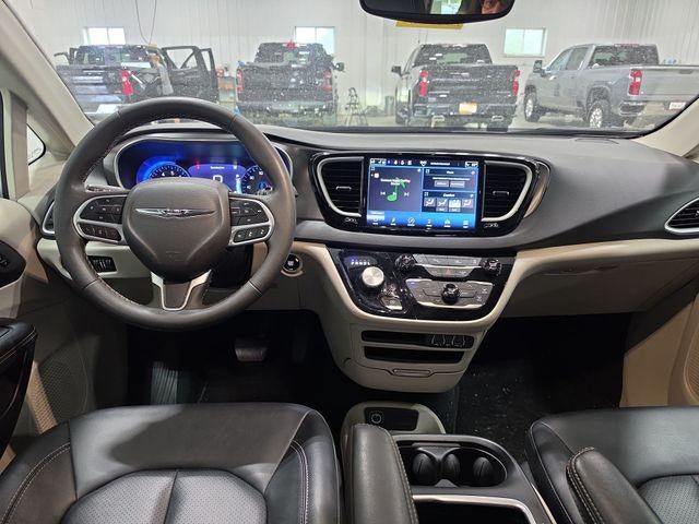2024 Chrysler Pacifica Touring L FWD