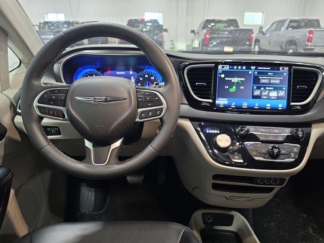 2024 Chrysler Pacifica Touring L FWD