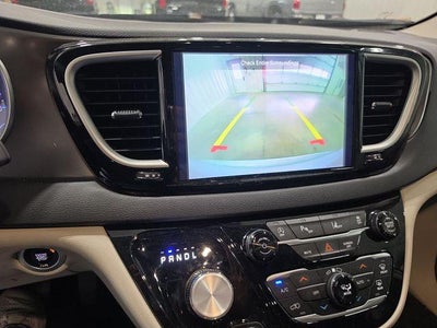 2024 Chrysler Pacifica Touring L FWD