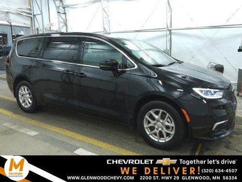2026 Chrysler Pacifica Select FWD