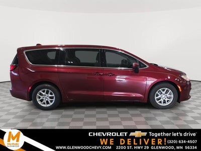 2017 Chrysler Pacifica Touring FWD