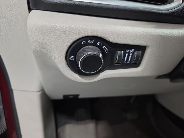 2017 Chrysler Pacifica Touring FWD