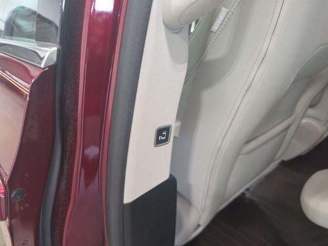 2017 Chrysler Pacifica Touring FWD