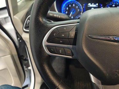 2021 Chrysler Voyager LXI FWD