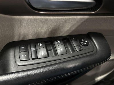 2021 Chrysler Voyager LXI FWD