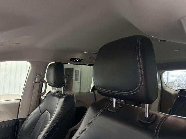 2021 Chrysler Voyager LXI FWD