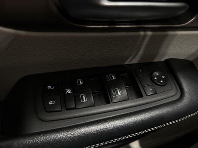 2021 Chrysler Voyager LXI FWD