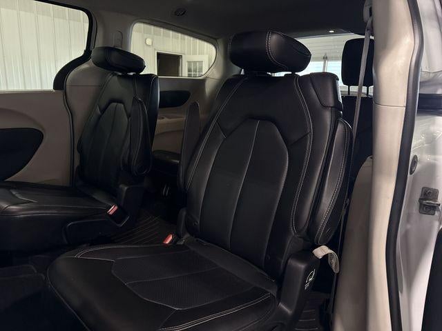 2021 Chrysler Voyager LXI FWD
