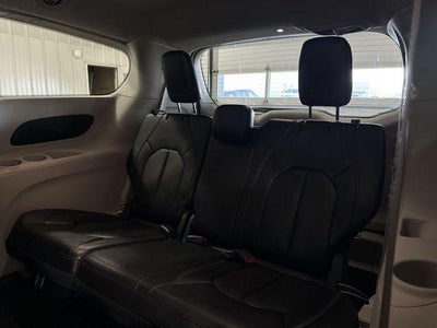 2021 Chrysler Voyager LXI FWD