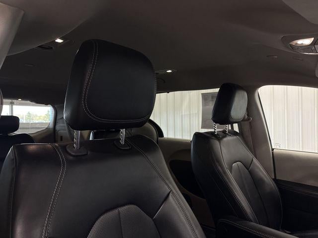 2021 Chrysler Voyager LXI FWD