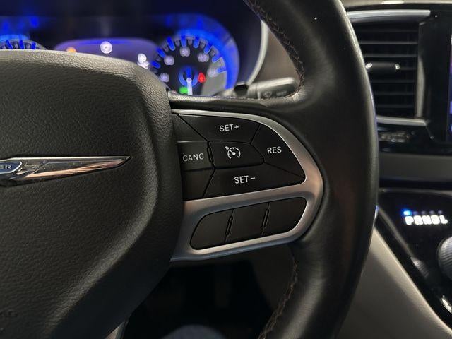 2017 Chrysler Pacifica Touring-L Plus FWD