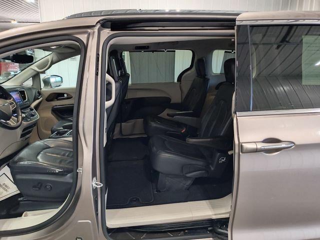 2017 Chrysler Pacifica Touring-L Plus FWD