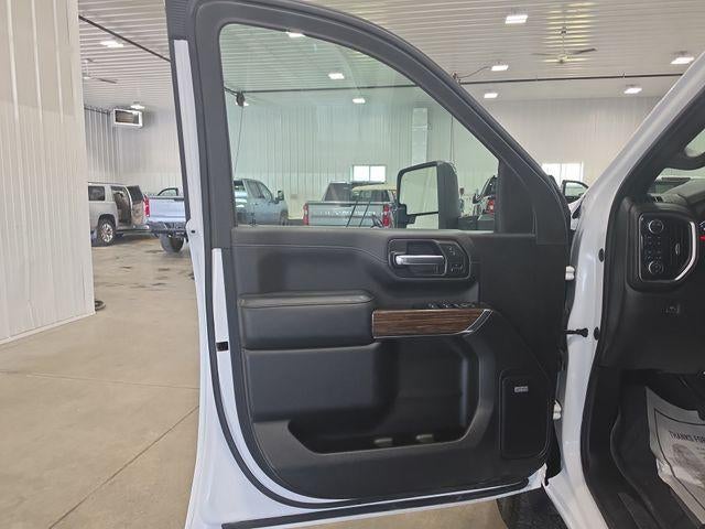 2023 Chevrolet Silverado 2500 HD Crew Cab Standard Box 4-Wheel Drive High Country