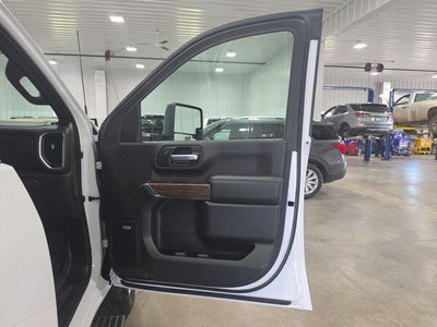 2023 Chevrolet Silverado 2500 HD Crew Cab Standard Box 4-Wheel Drive High Country