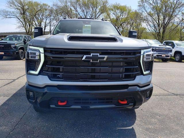 2026 Chevrolet Silverado 3500 HD Crew Cab Standard Box 4-Wheel Drive LT