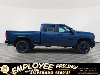2026 Chevrolet Silverado 3500 HD Crew Cab Standard Box 4-Wheel Drive LT