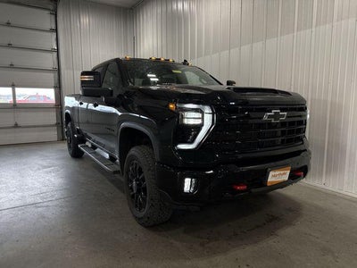 2025 Chevrolet Silverado 3500 HD Crew Cab Standard Box 4-Wheel Drive LT