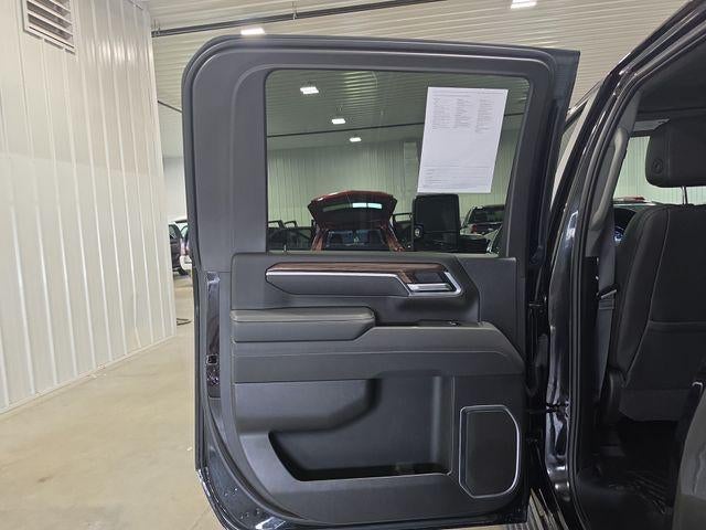 2025 Chevrolet Silverado 3500 HD Crew Cab Standard Box 4-Wheel Drive LT