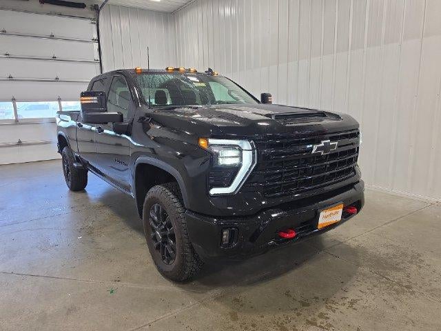 2026 Chevrolet Silverado 3500 HD Crew Cab Standard Box 4-Wheel Drive LT