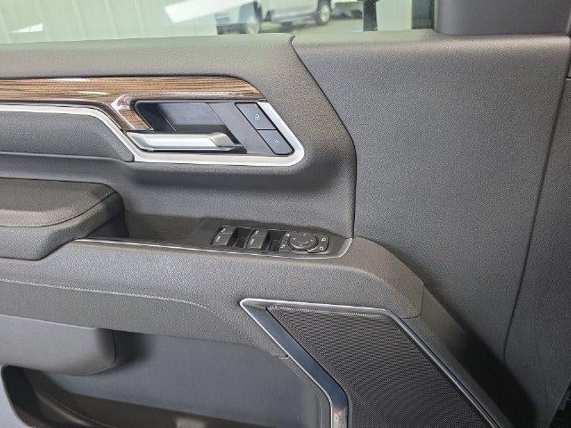 2026 Chevrolet Silverado 3500 HD Crew Cab Standard Box 4-Wheel Drive LT