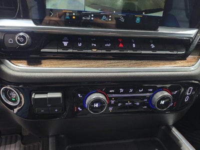 2025 Chevrolet Silverado 3500 HD Crew Cab Standard Box 4-Wheel Drive LT