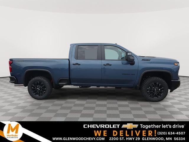 2026 Chevrolet Silverado 3500 HD Crew Cab Standard Box 4-Wheel Drive LT