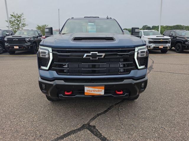 2026 Chevrolet Silverado 3500 HD Crew Cab Standard Box 4-Wheel Drive LT