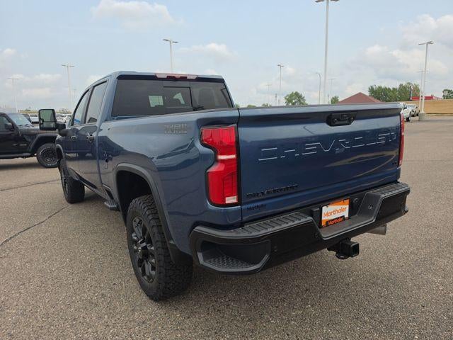 2026 Chevrolet Silverado 3500 HD Crew Cab Standard Box 4-Wheel Drive LT