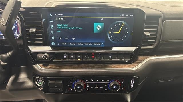 2025 Chevrolet Silverado 3500 HD Crew Cab Standard Box 4-Wheel Drive LT