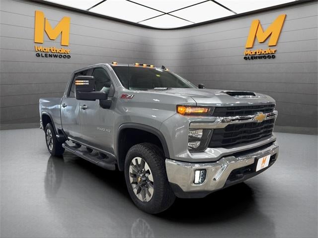 2025 Chevrolet Silverado 3500 HD Crew Cab Standard Box 4-Wheel Drive LT