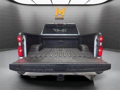 2025 Chevrolet Silverado 3500 HD Crew Cab Standard Box 4-Wheel Drive LT