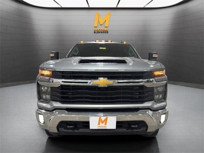 2025 Chevrolet Silverado 3500 HD Crew Cab Standard Box 4-Wheel Drive LT