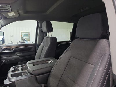 2025 Chevrolet Silverado 3500 HD Crew Cab Standard Box 4-Wheel Drive LT