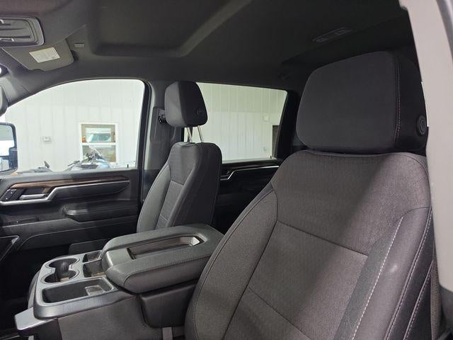 2025 Chevrolet Silverado 3500 HD Crew Cab Standard Box 4-Wheel Drive LT
