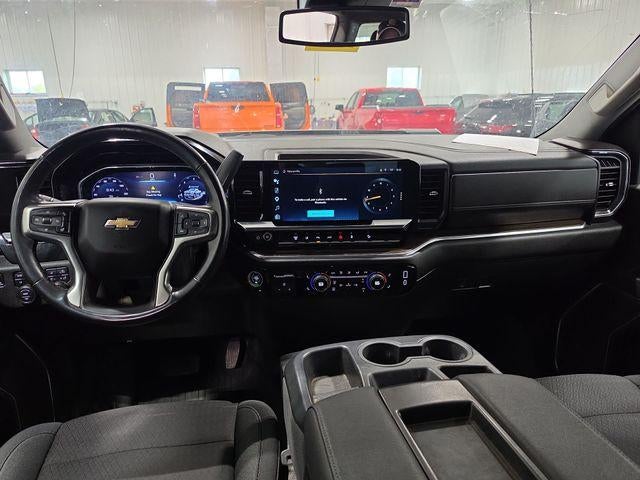 2025 Chevrolet Silverado 3500 HD Crew Cab Standard Box 4-Wheel Drive LT