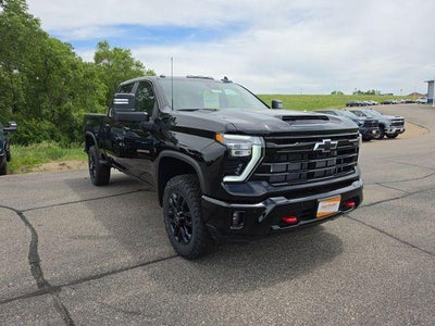 2026 Chevrolet Silverado 3500 HD Crew Cab Standard Box 4-Wheel Drive LT