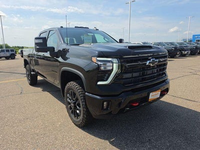 2026 Chevrolet Silverado 3500 HD Crew Cab Standard Box 4-Wheel Drive LT