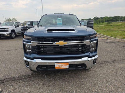 2026 Chevrolet Silverado 3500 HD Crew Cab Standard Box 4-Wheel Drive LT