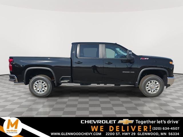 2026 Chevrolet Silverado 3500 HD Crew Cab Standard Box 4-Wheel Drive LT