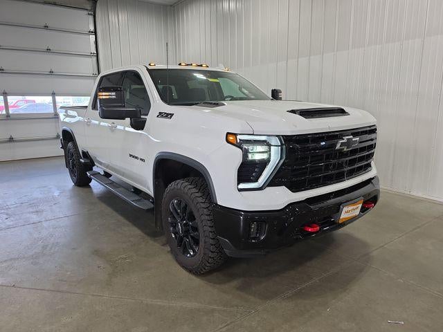 2025 Chevrolet Silverado 3500 HD Crew Cab Standard Box 4-Wheel Drive LTZ