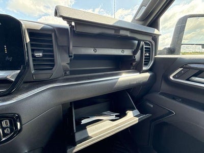 2025 Chevrolet Silverado 3500 HD Crew Cab Standard Box 4-Wheel Drive LTZ