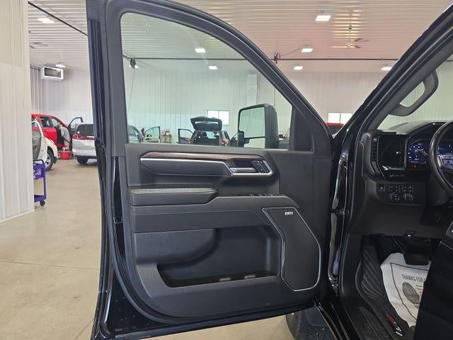 2025 Chevrolet Silverado 3500 HD Crew Cab Standard Box 4-Wheel Drive LTZ